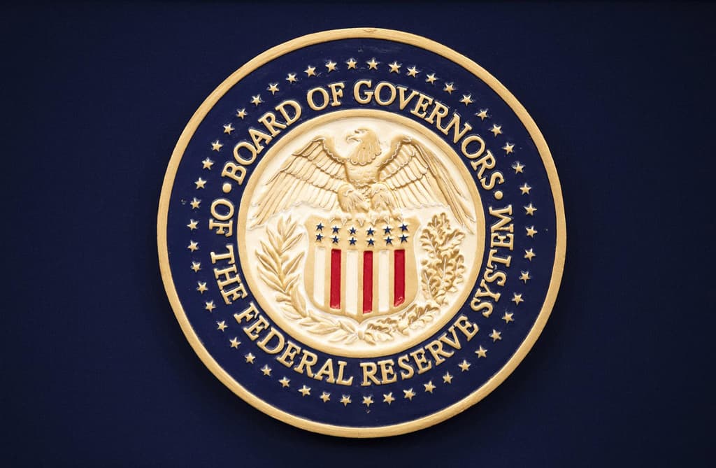 What will Fed Rate hit before 2027?