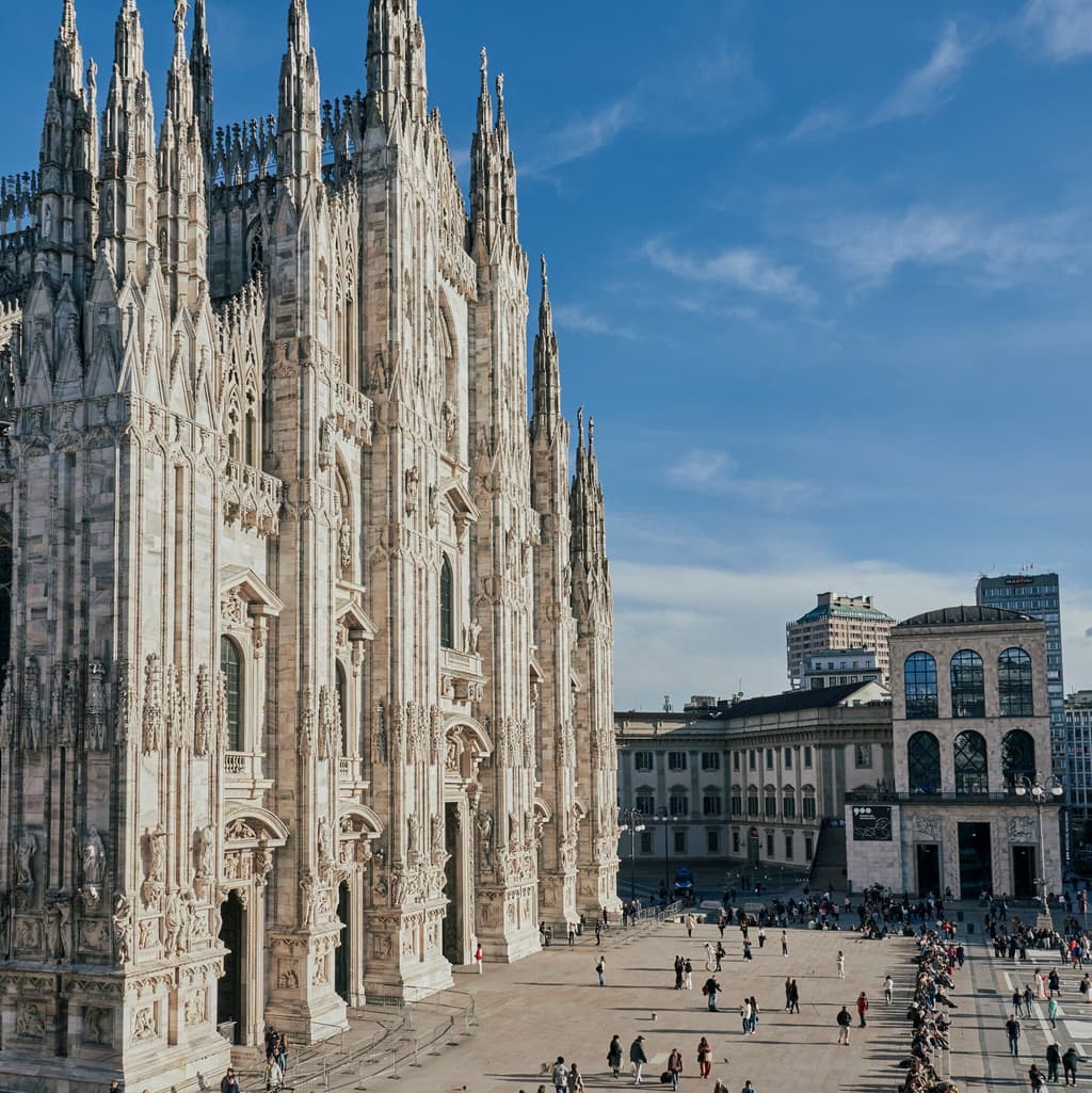 Highest temperature in Milan on July 30? card icon