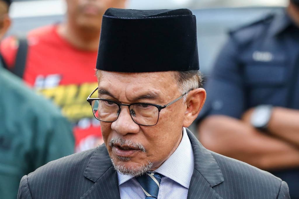 icon for Will Anwar Ibrahim cease to be Prime Minister of Malaysia by December 31, 2026?