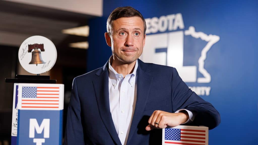 icon for Ken Martin out as DNC Chair by...?