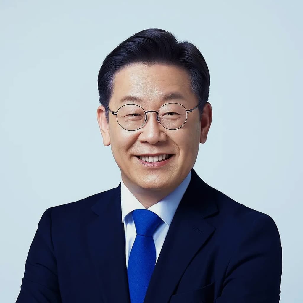 Lee Jae-myung arrested before 2027? card icon