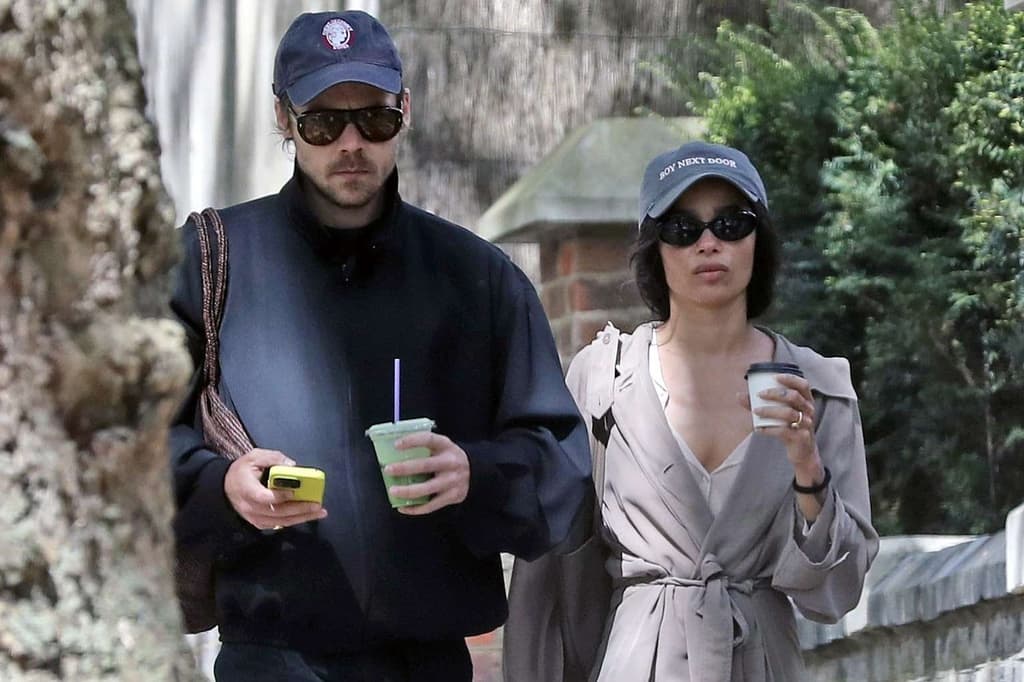 icon for Zoe Kravitz and Harry Styles engaged by August 31?